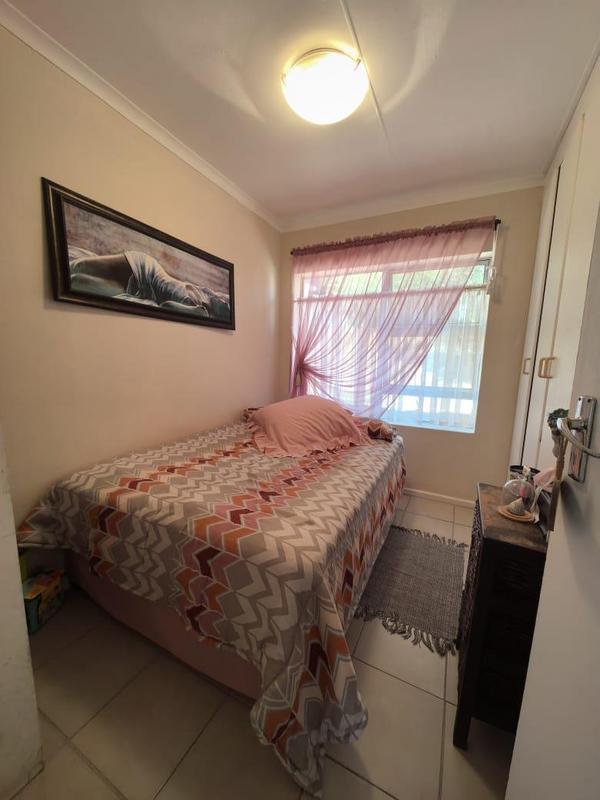 3 Bedroom Property for Sale in Fraaiuitsig Western Cape